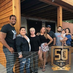 Meet your Posher, Adela